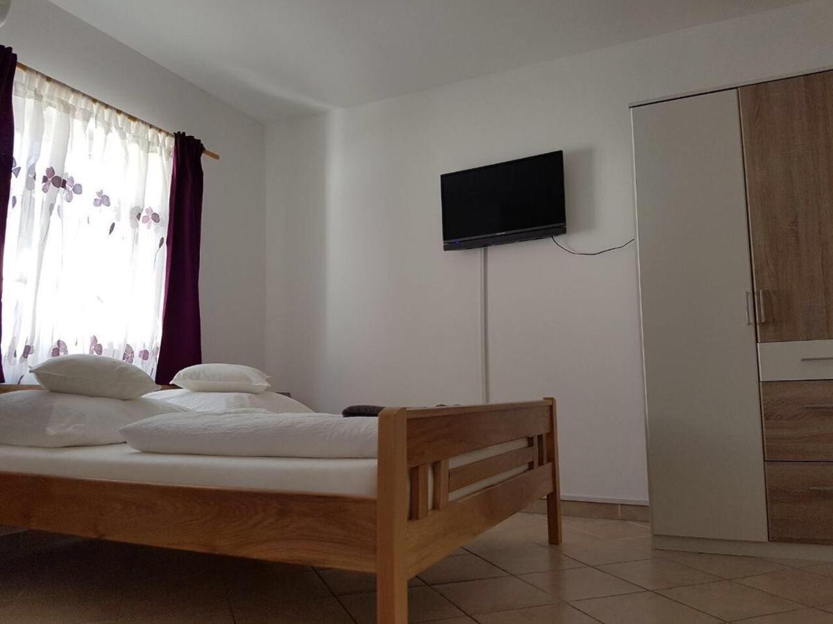Apartment Patrizia Zara Esterno foto